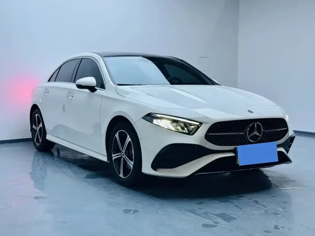 Mercedes-Benz A-Class 2024 из CN, фото 8