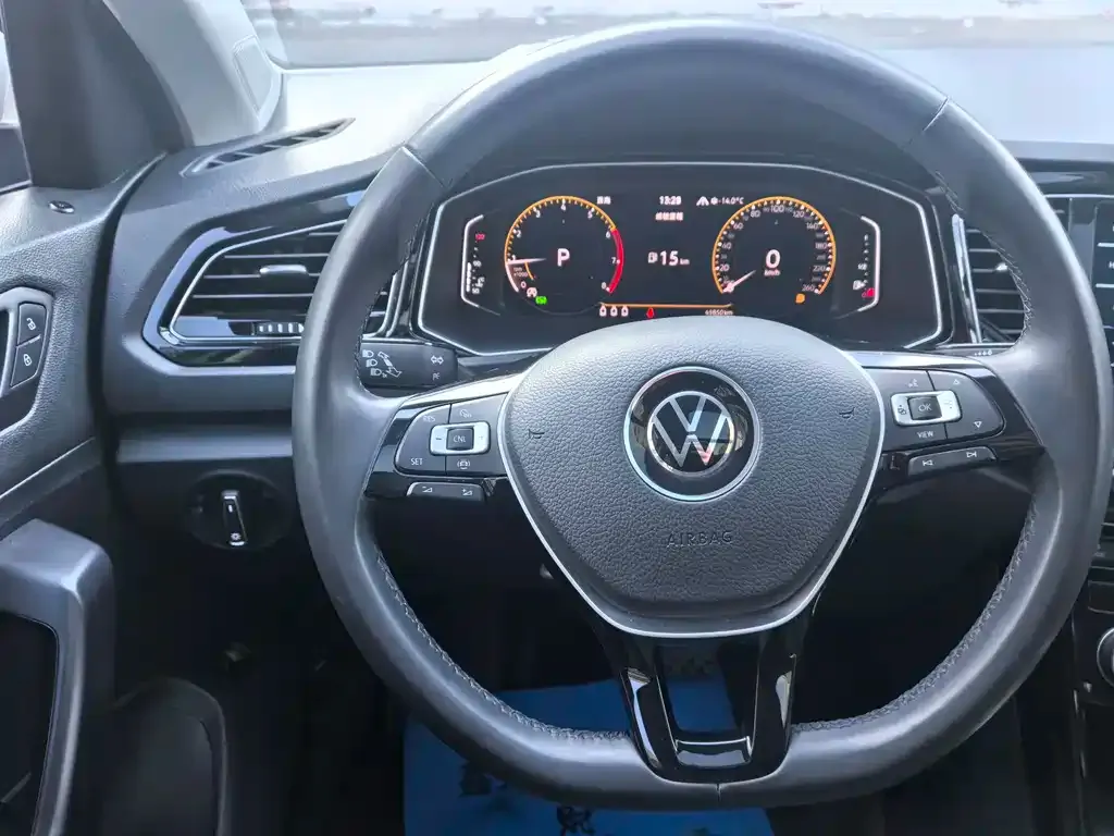 Volkswagen T-Roc 2022 из CN, фото 8