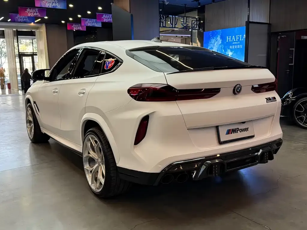 BMW X6 M 2021 из CN, фото 8
