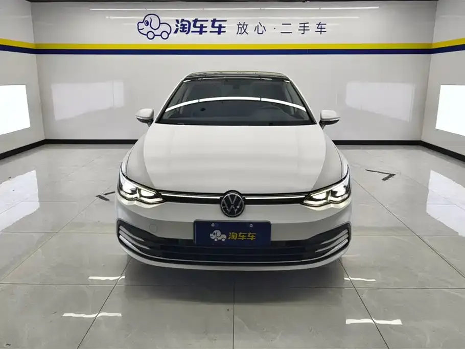 Volkswagen Golf 2022 из CN, фото 2