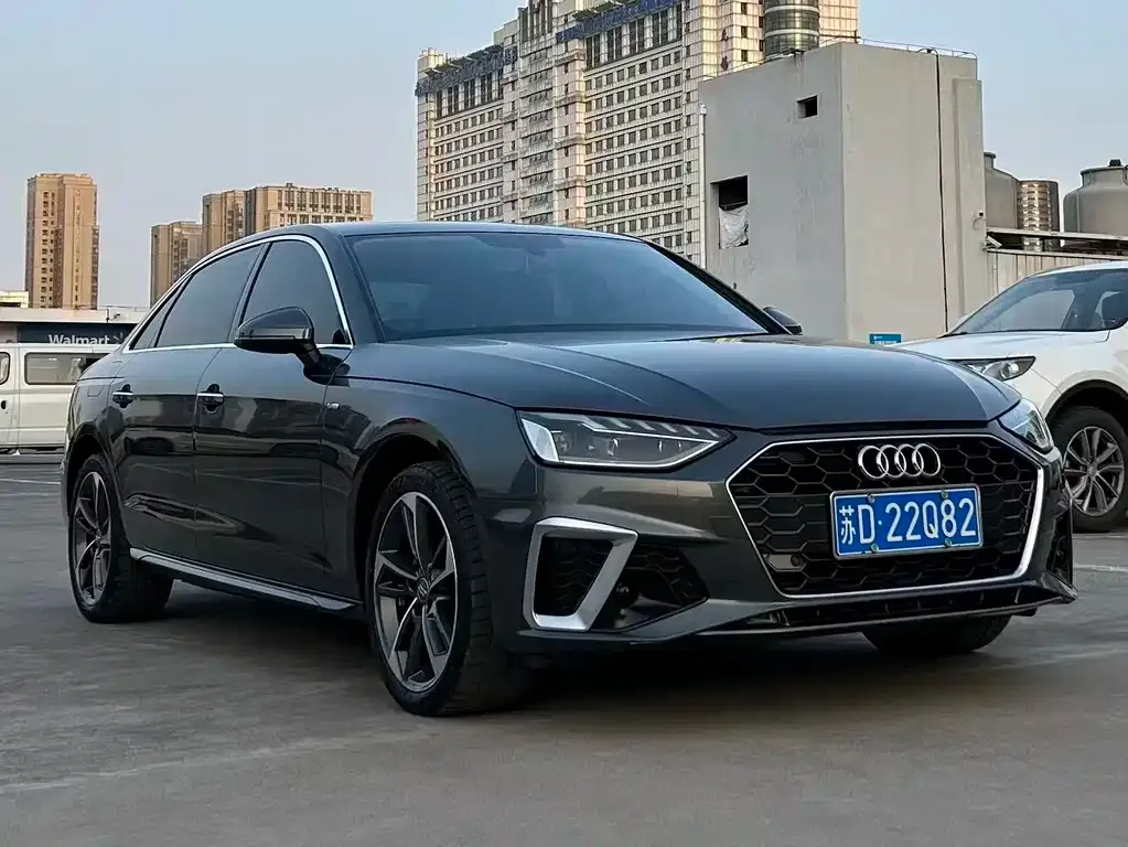 Audi A4L 2021 из CN, фото 3