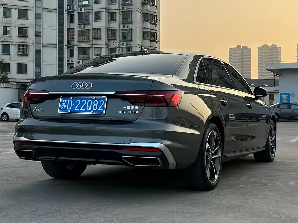 Audi A4L 2021 из CN, фото 7