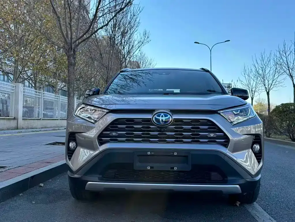 Toyota RAV4 2021 из CN, фото 2