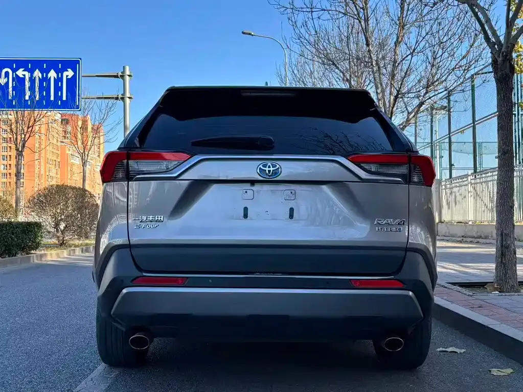 Toyota RAV4 2021 из CN, фото 4