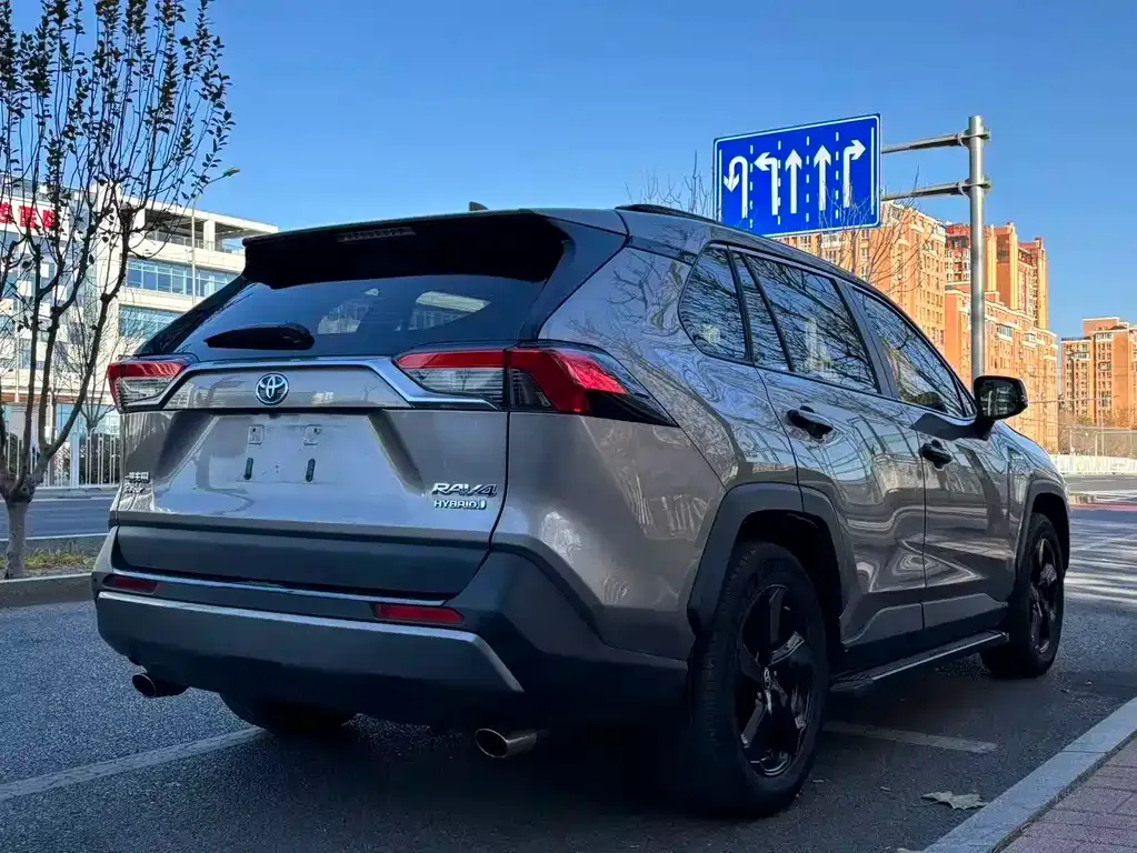 Toyota RAV4 2021 из CN, фото 5