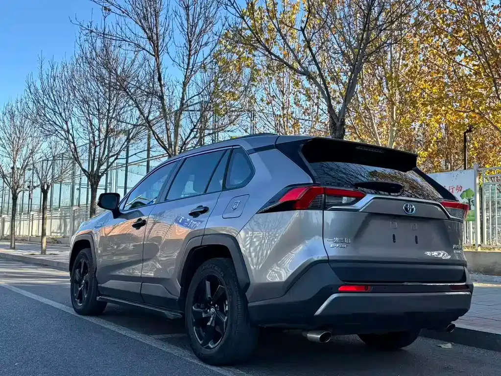 Toyota RAV4 2021 из CN, фото 6