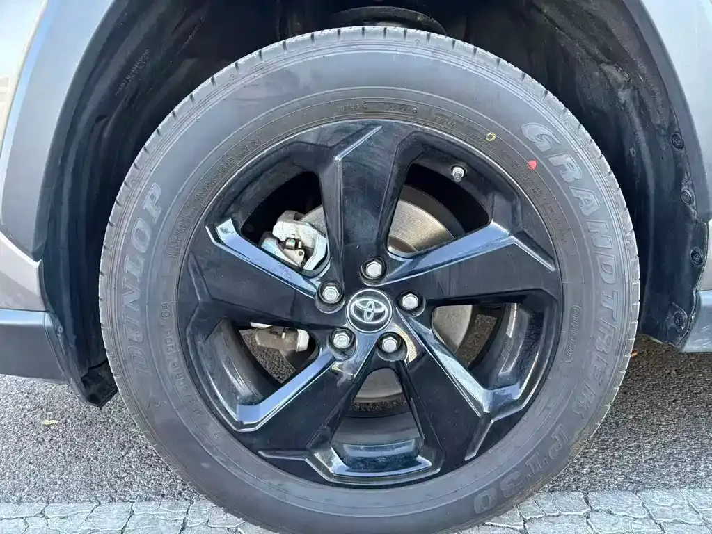Toyota RAV4 2021 из CN, фото 8