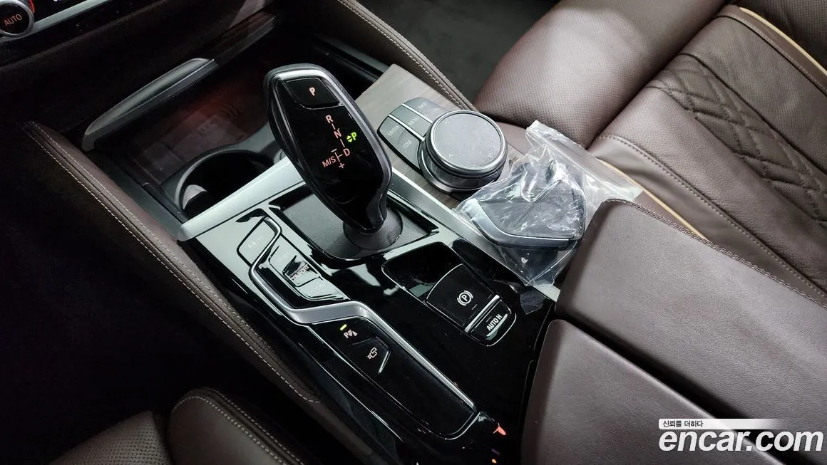 BMW 5-Series 2023 из KR, фото 9
