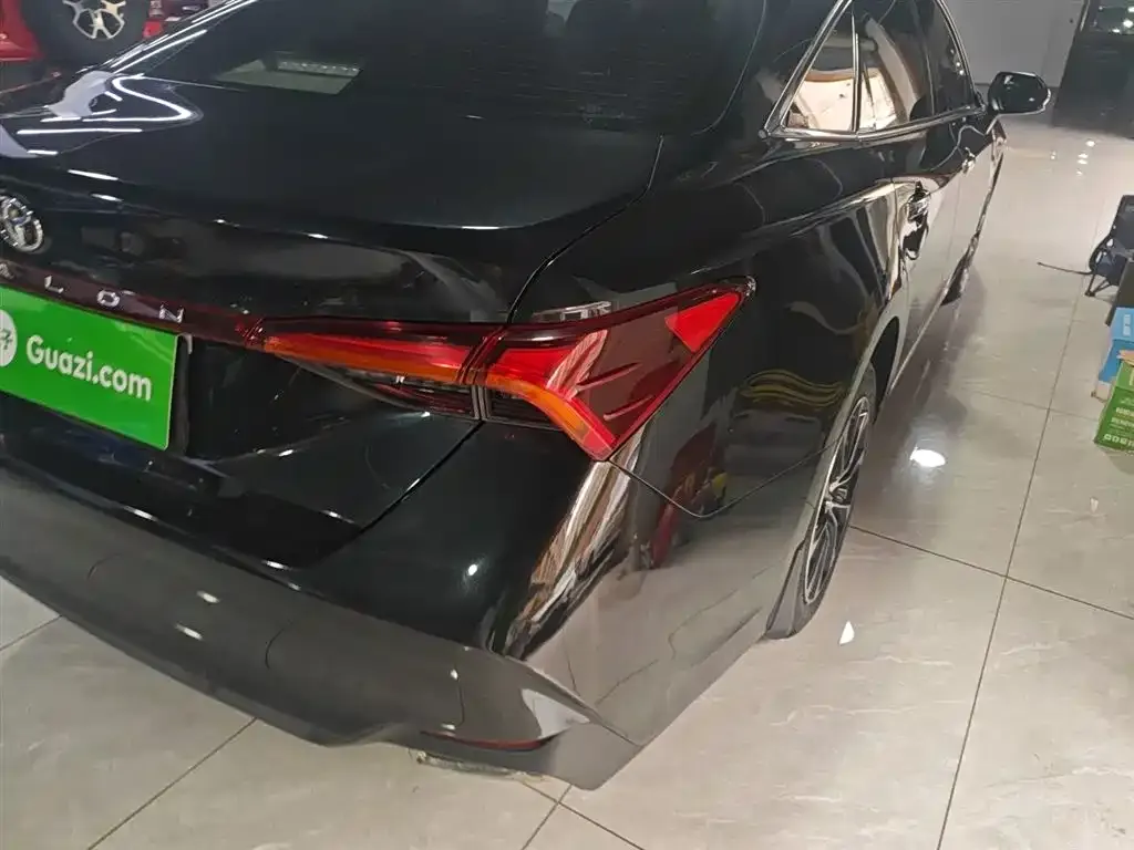 Toyota Avalon 2022 из CN, фото 8