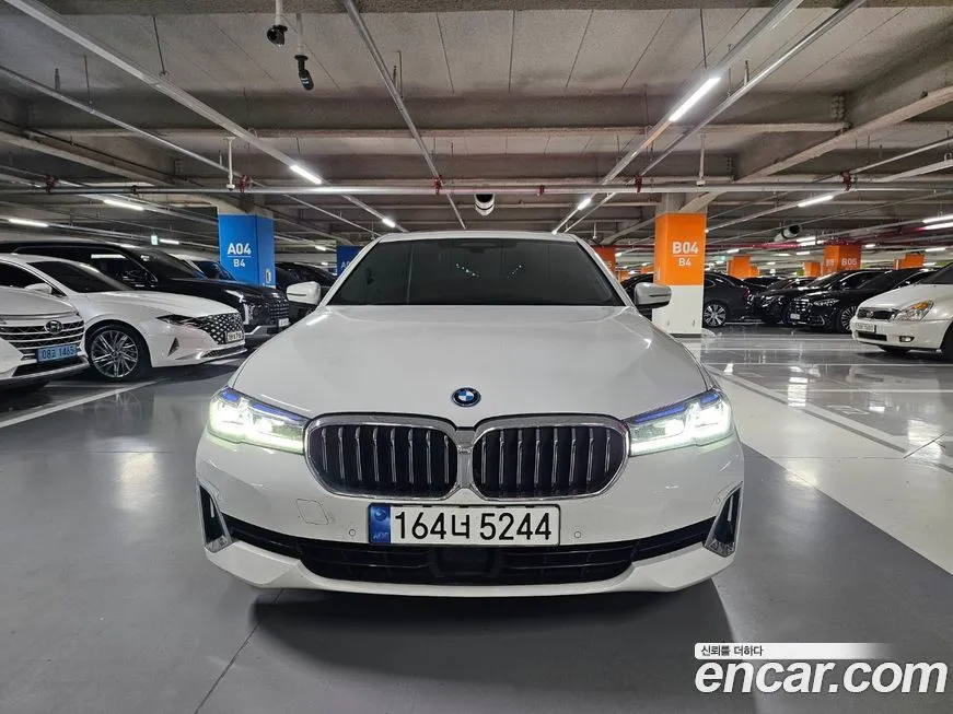 BMW 5-Series 2023 из KR, фото 2