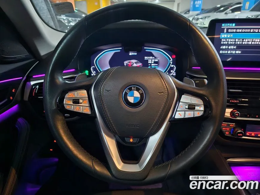 BMW 5-Series 2023 из KR, фото 9