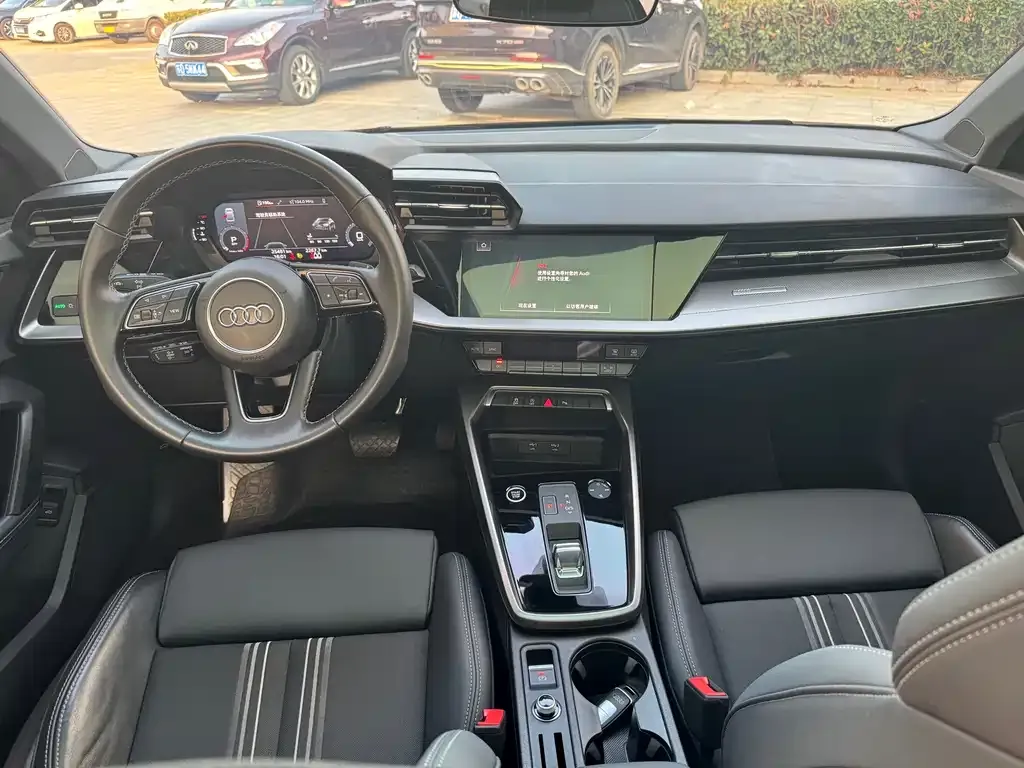 Audi A3 2023 из CN, фото 9
