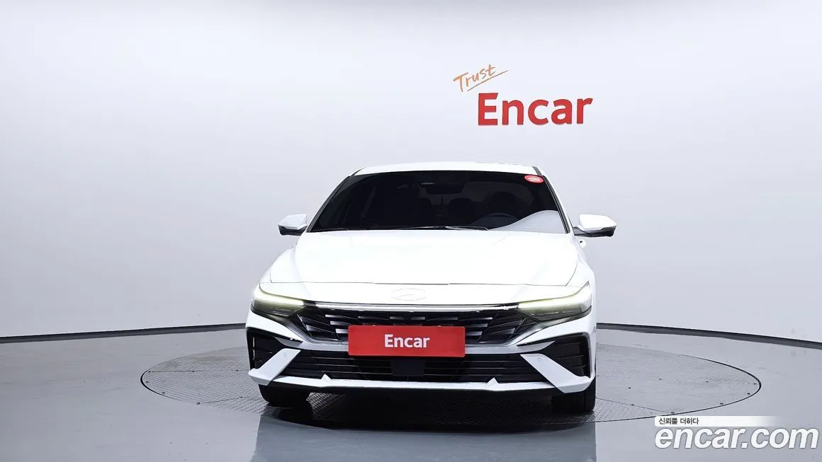 Hyundai AVANTE — фото 3