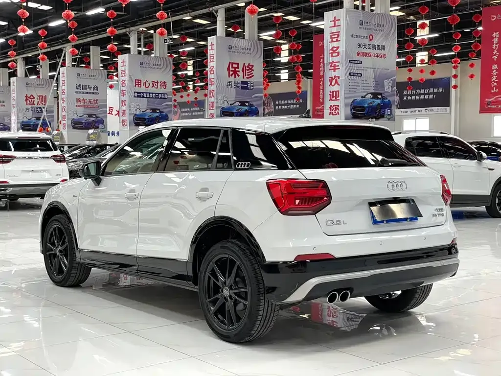Audi Q2L 2021 из CN, фото 4