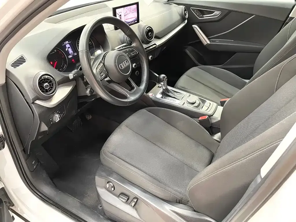Audi Q2L 2021 из CN, фото 8