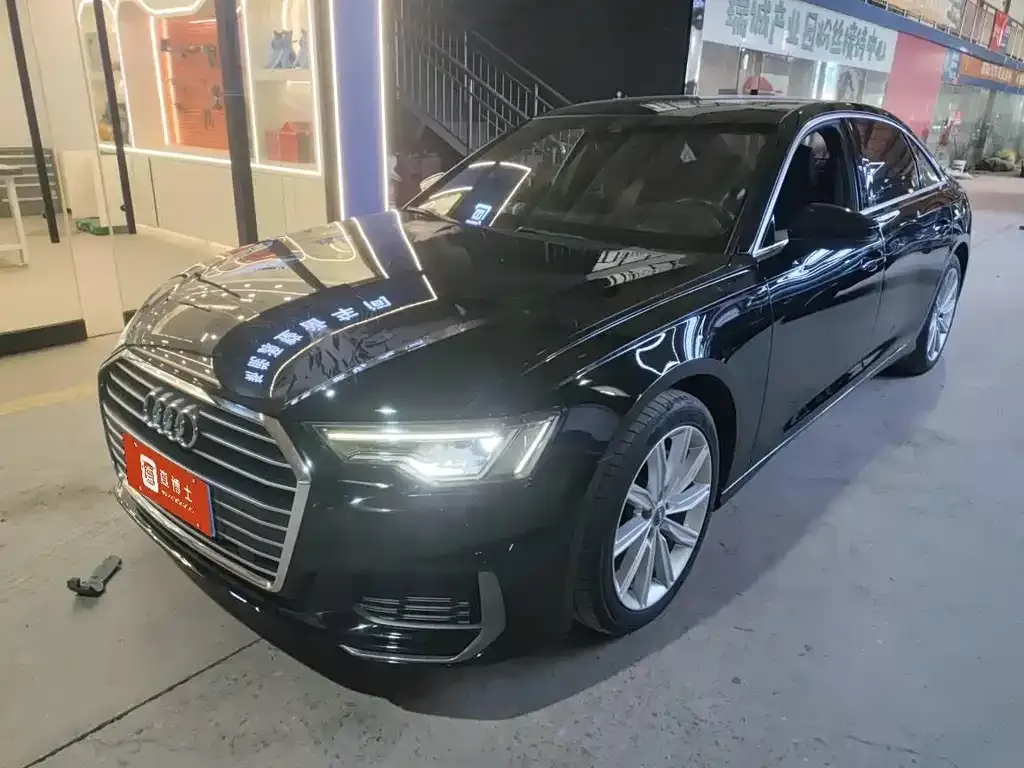 Audi A6L 2021 из CN, фото 1