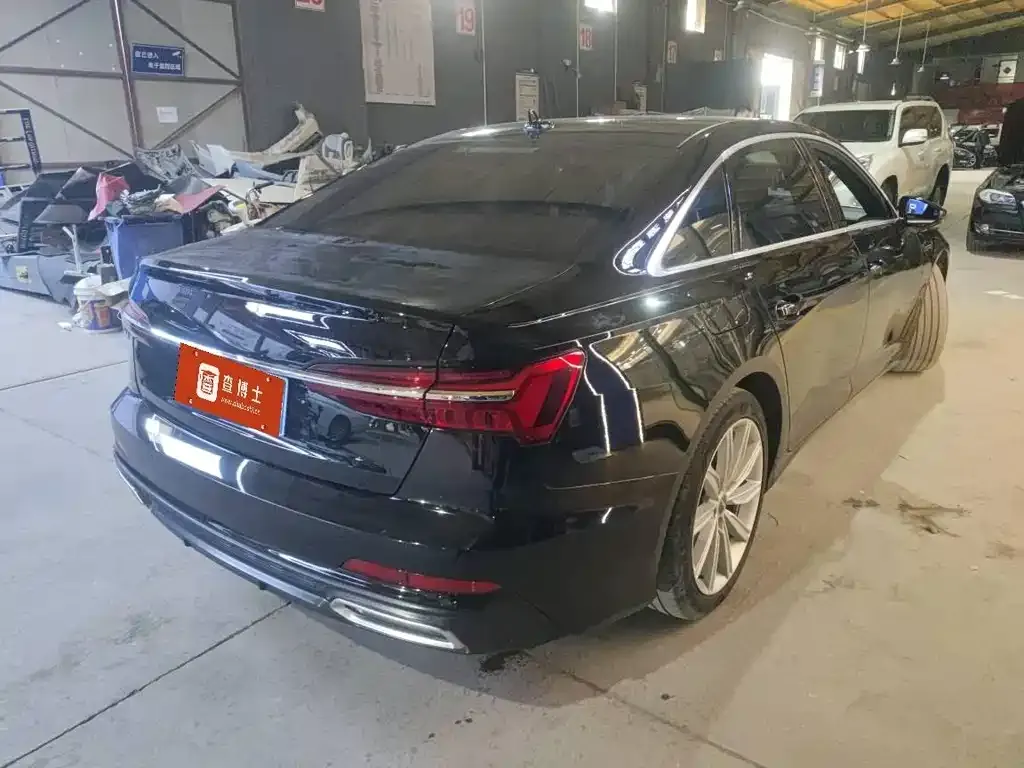 Audi A6L 2021 из CN, фото 4