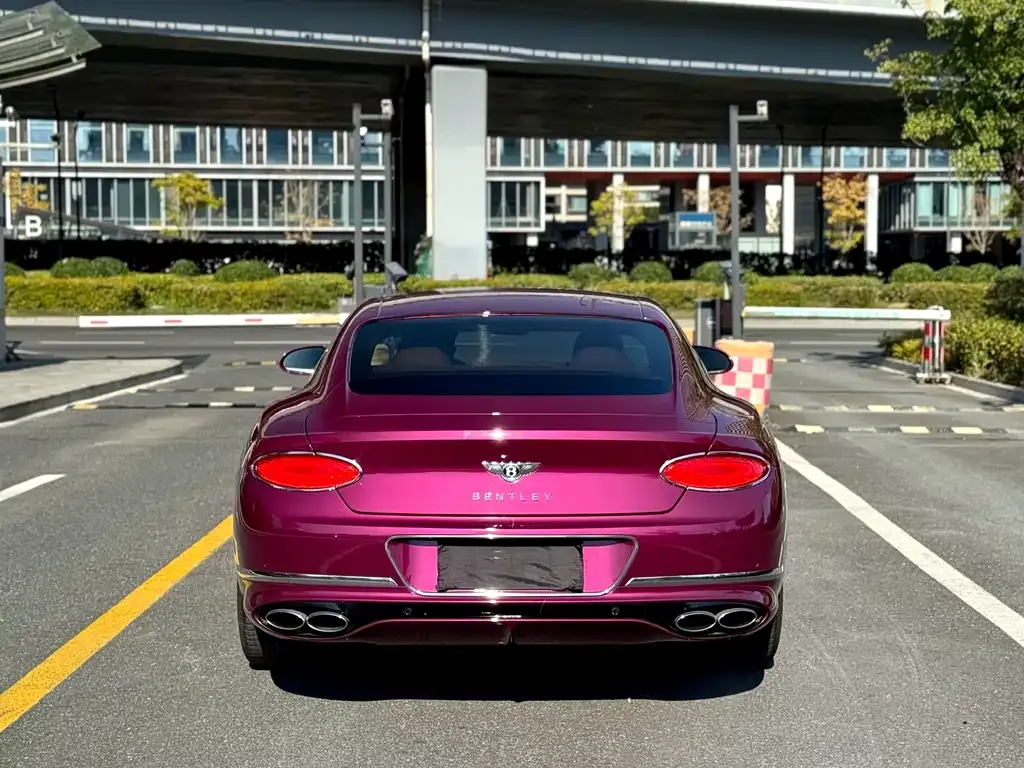 Bentley Continental 2021 из CN, фото 8