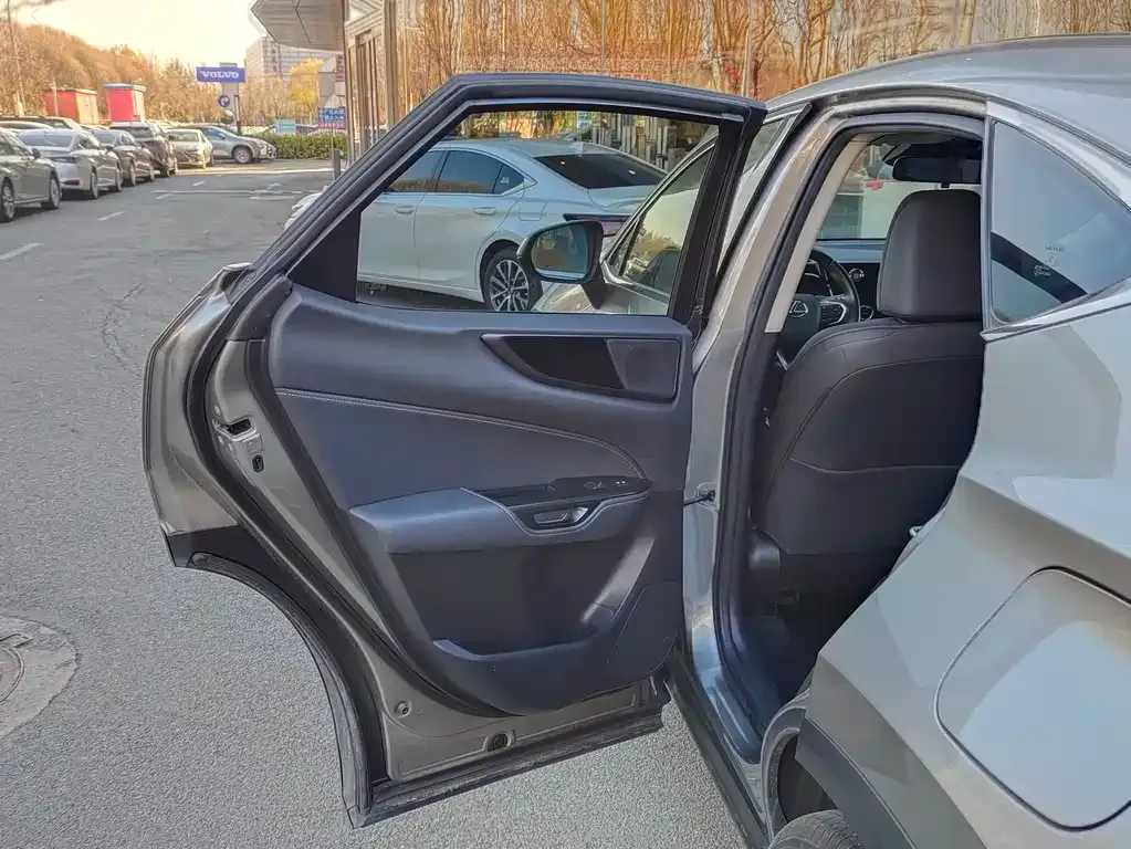 Lexus NX 2023 из CN, фото 7