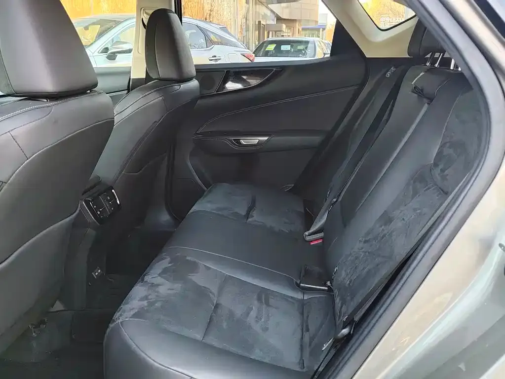 Lexus NX 2023 из CN, фото 8