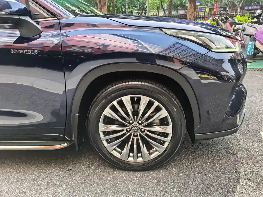 Toyota Highlander 2022 из CN, фото 6