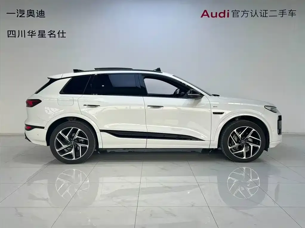 Audi Q6L e-tron — фото 3