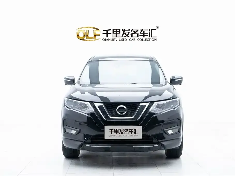 Nissan X-Trail — фото 1