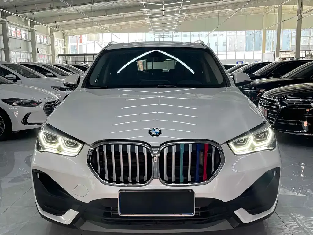 BMW X1 — фото 2