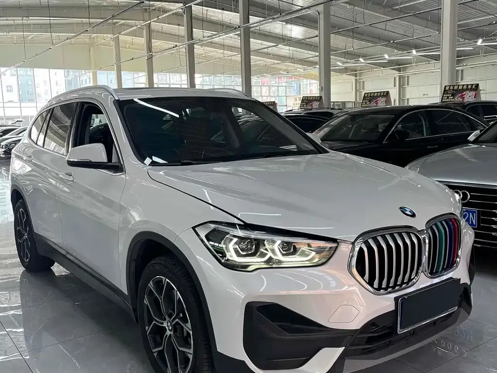 BMW X1 — фото 3