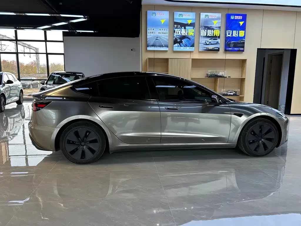 Tesla Model 3 2024 из CN, фото 3