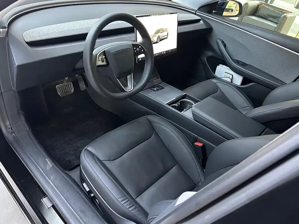 Tesla Model 3 2024 из CN, фото 6