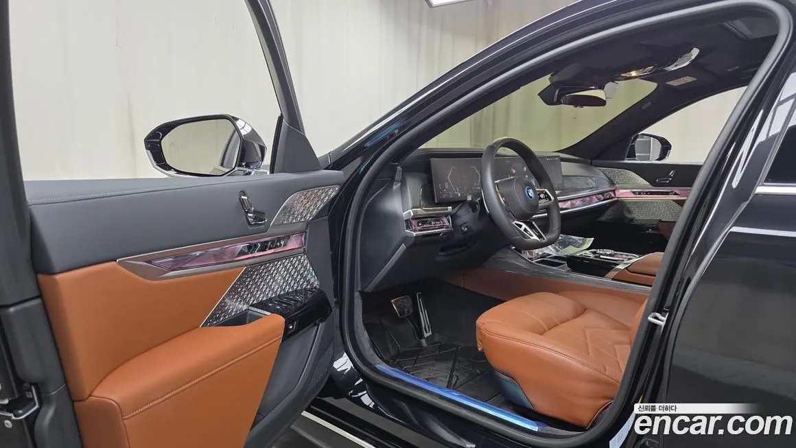 BMW 7-Series 2025 из KR, фото 10