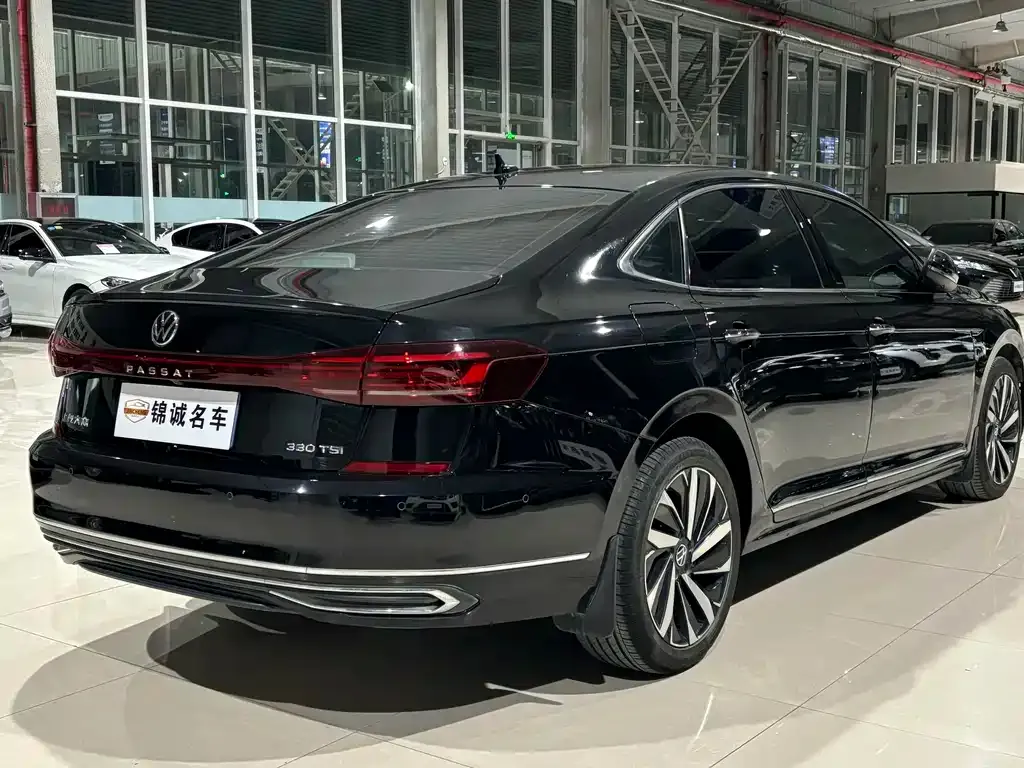 Volkswagen Passat 2022 из CN, фото 4