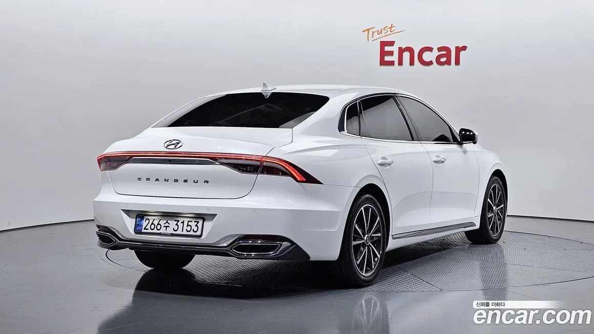 Hyundai Grandeur 2022 из KR, фото 2