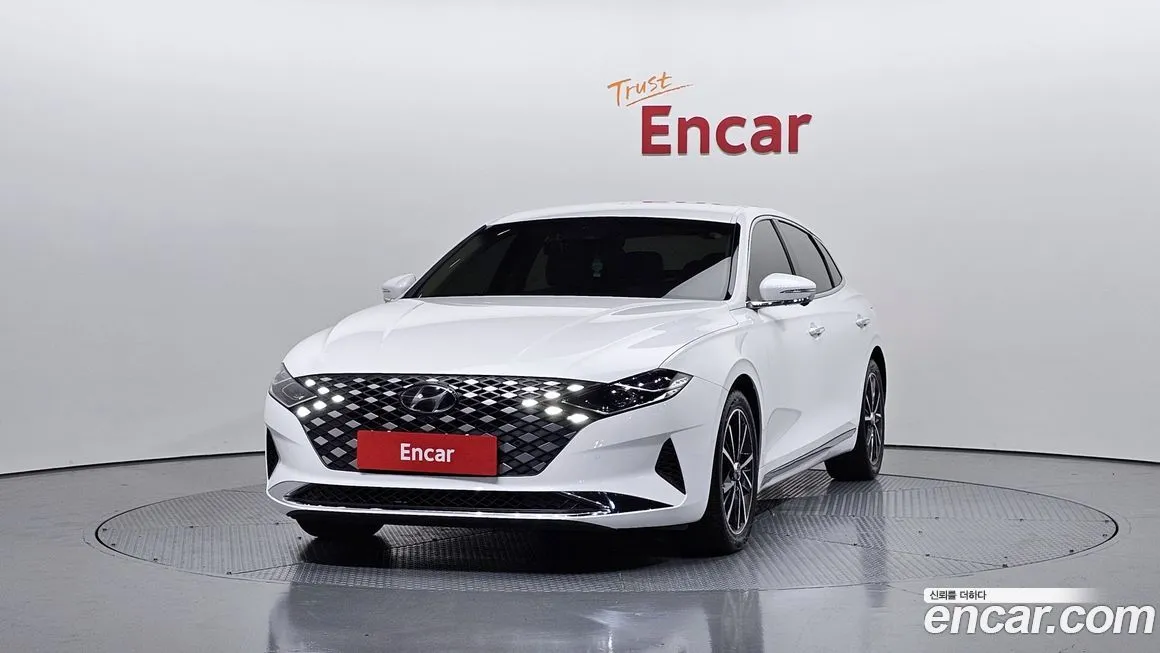 Hyundai Grandeur 2022 из KR, фото 3
