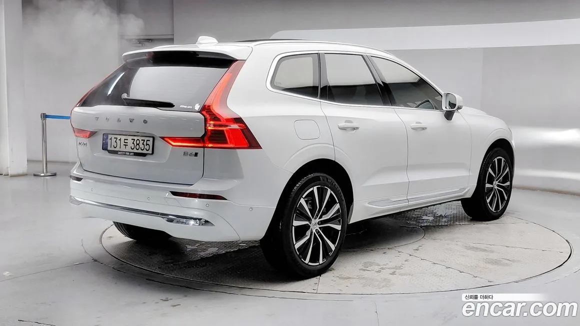 Volvo XC60 — фото 2