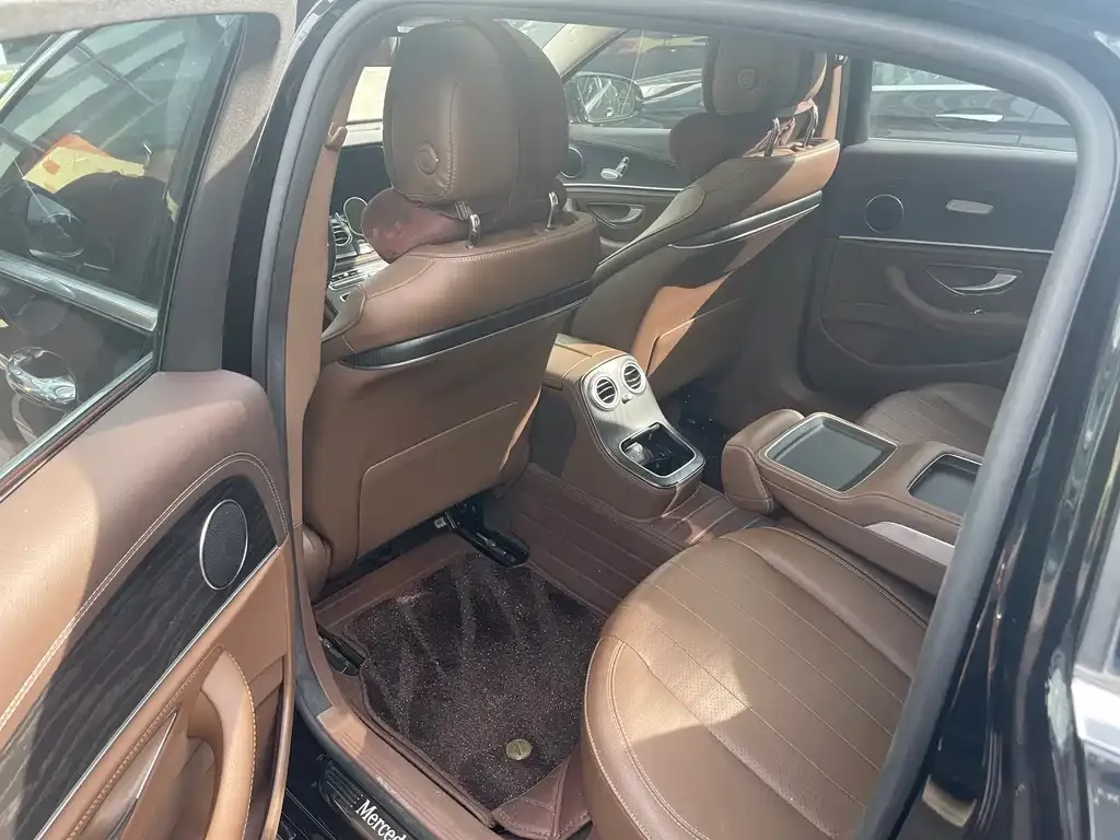Mercedes-Benz E-Class 2022 из CN, фото 6
