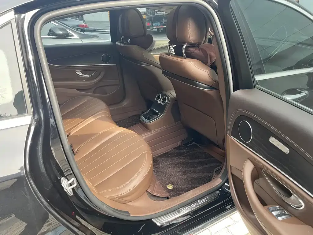 Mercedes-Benz E-Class 2022 из CN, фото 8