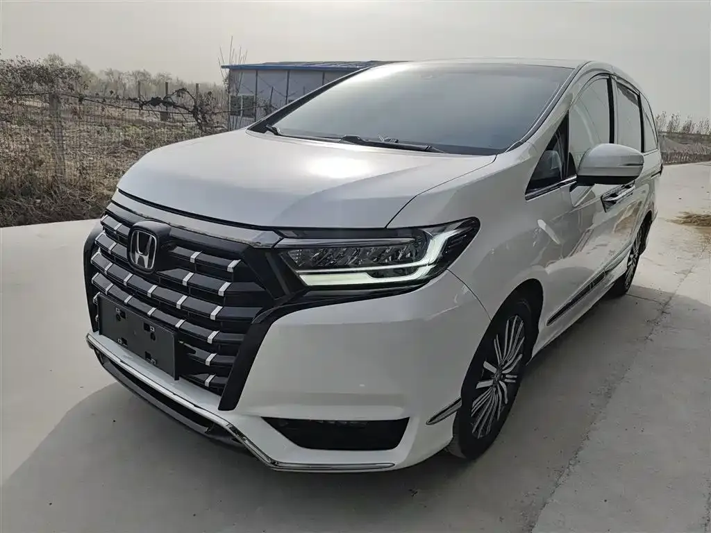 Honda Elysion 2022 из CN, фото 1