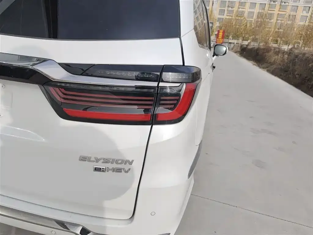 Honda Elysion 2022 из CN, фото 8
