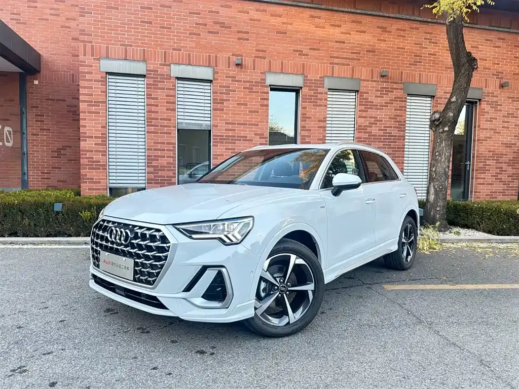 Audi Q3 2025 из CN, фото 1
