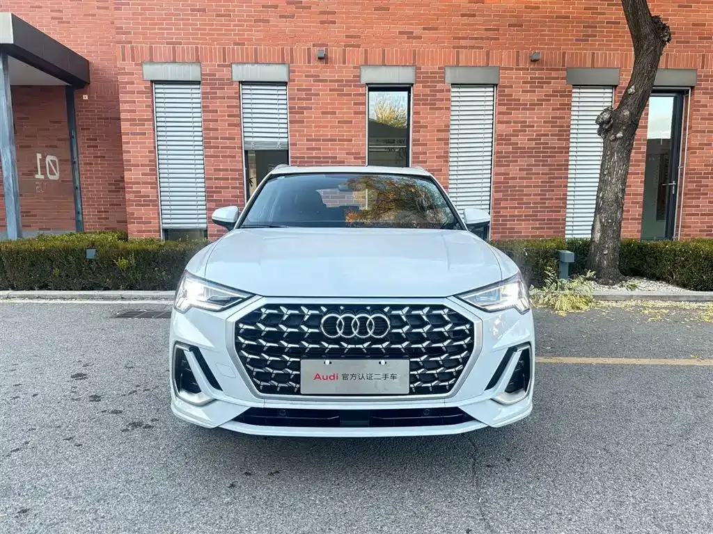 Audi Q3 2025 из CN, фото 2