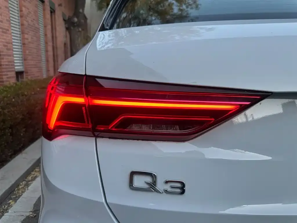 Audi Q3 2025 из CN, фото 7