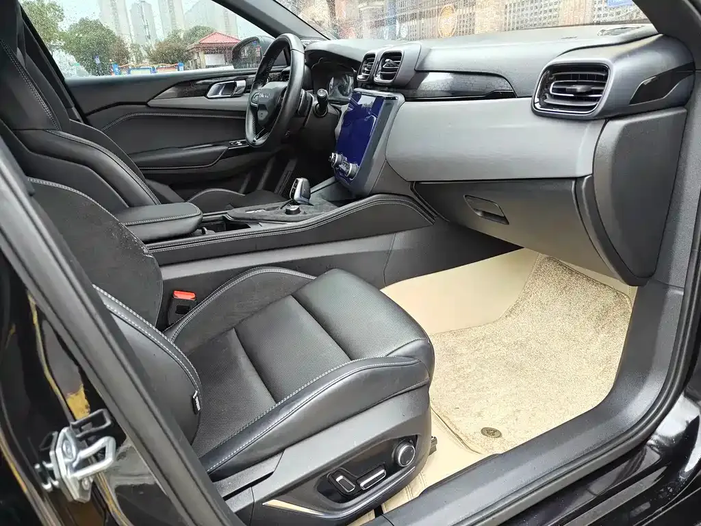 Lynk & Co 02 Hatchback 2022 из CN, фото 6