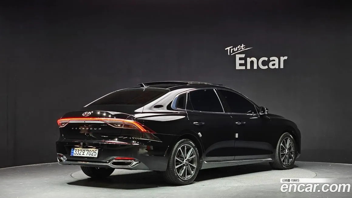 Hyundai Grandeur 2023 из KR, фото 2