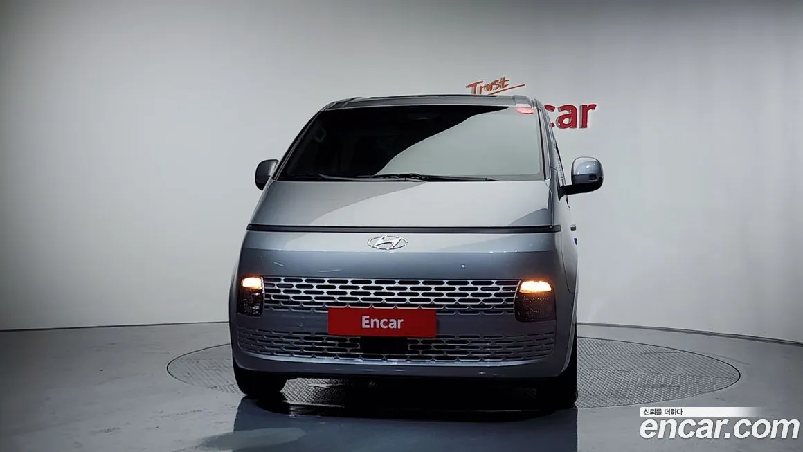 Hyundai Staria — фото 3