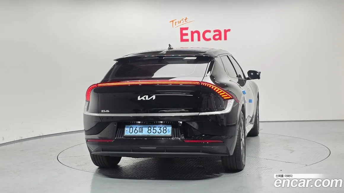 Kia EV6 — фото 4
