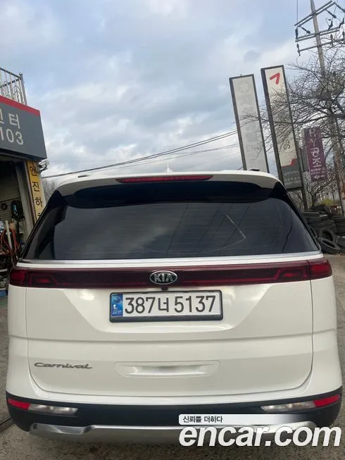 Kia Carnival — фото 2