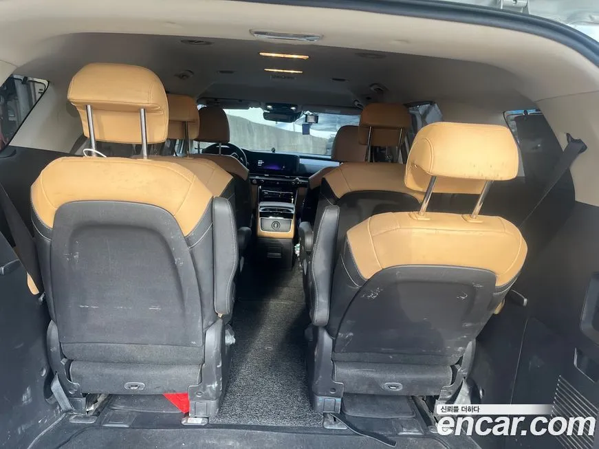 Kia Carnival — фото 6