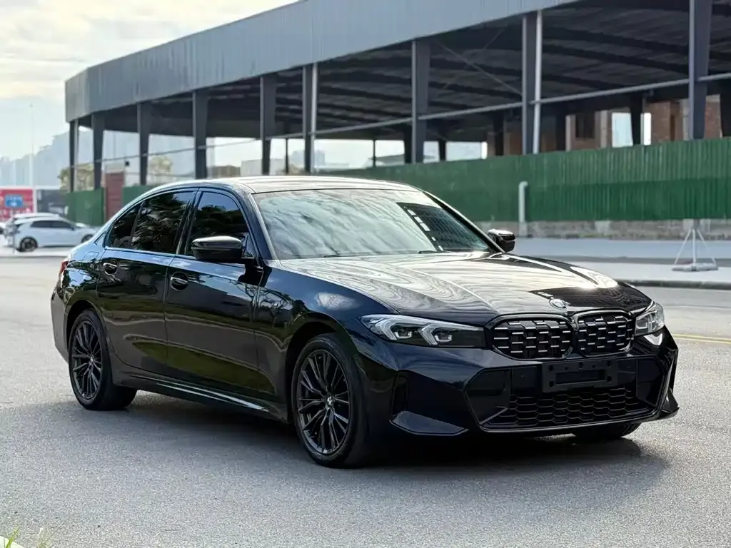 BMW 3 Series 2023 из CN, фото 2